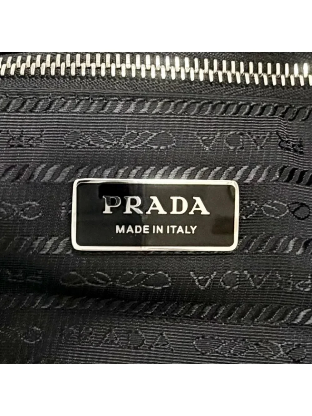 Prada brand actual